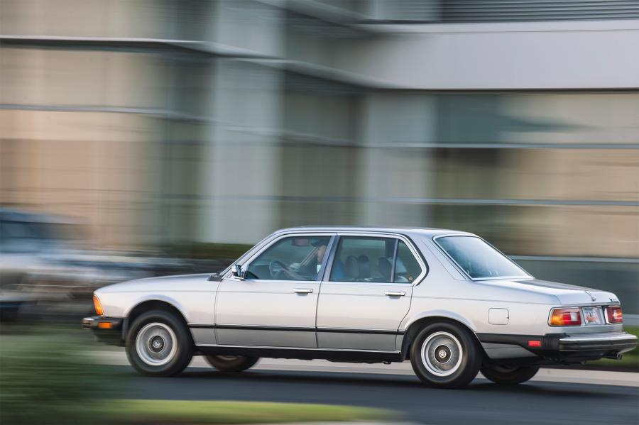  BMW 733i 1978 года  (NA) (фото 25 из 33)
